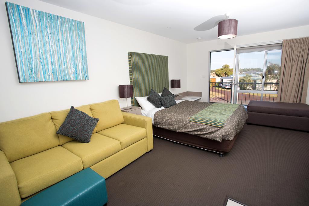 Big4 Port Fairy Holiday Park Exterior photo